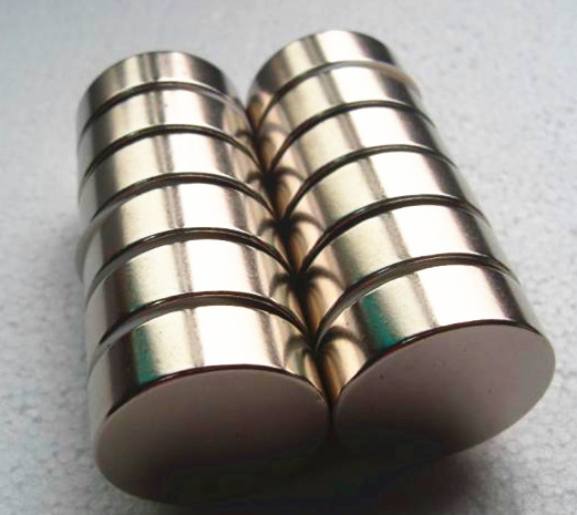厂家定制优质磁铁 各种规格线切割小/大方块 钕铁硼强磁磁铁图片 厂家