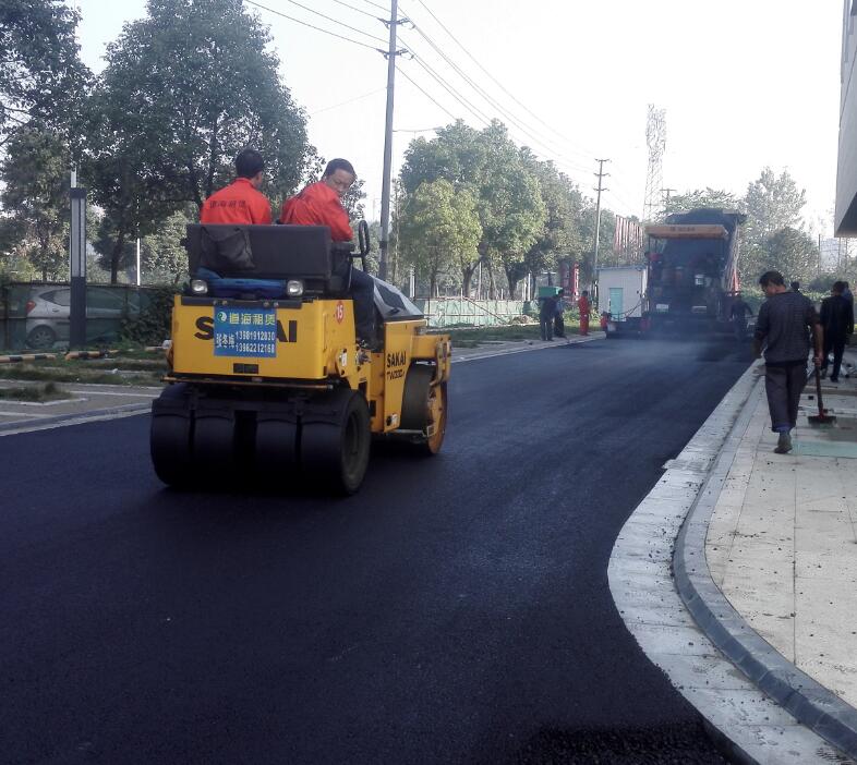 沥青路面示范工程