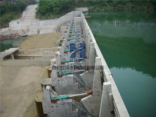 重庆合川jhfb水力液压翻板坝设计 混凝土翻板闸门生产