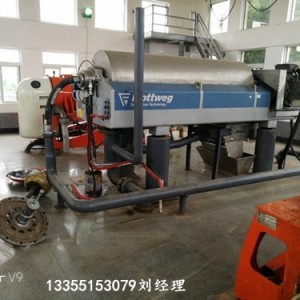 郑州纺织厂废水分离阿法拉伐卧式螺旋离心机维修配差速器