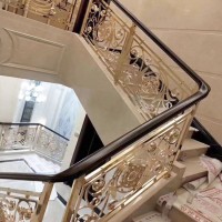 別墅鍍金銅雕花樓梯護欄 弧形銅藝扶手細節成就品質